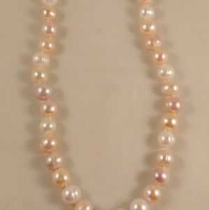 Genuine large mother of pearl necklace/choker